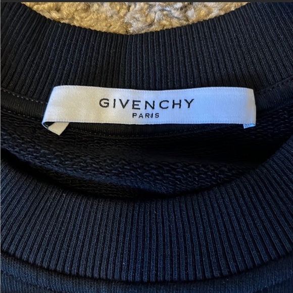 💥PRICE DROP💥‼️GIVENCHY CROP black SWEATSHIRT 💯Authentic TOP‼️🥰⚡️✨🌟🔥💥⚡️💫⭐️ - Picture 5 of 12